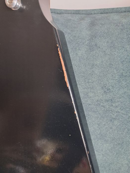 Gibson Flying V Satin Black na EMG + papiery + pokrowiec