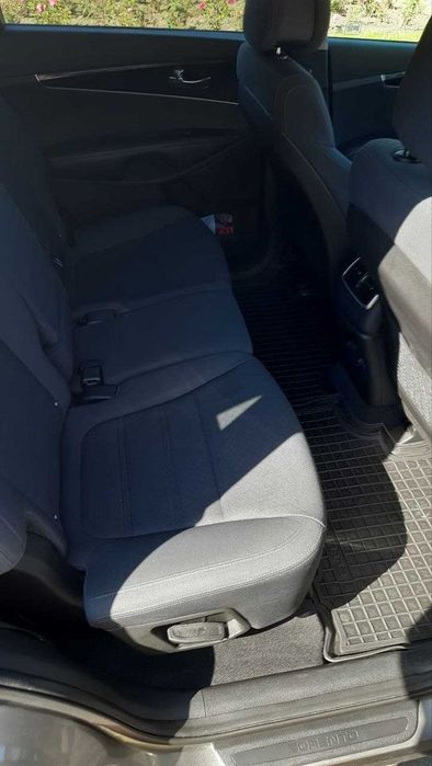 Продам KIA Sorento III