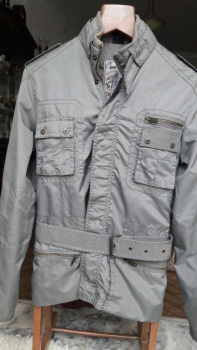 Parka para chuva Zara tamanho M usado uma vez