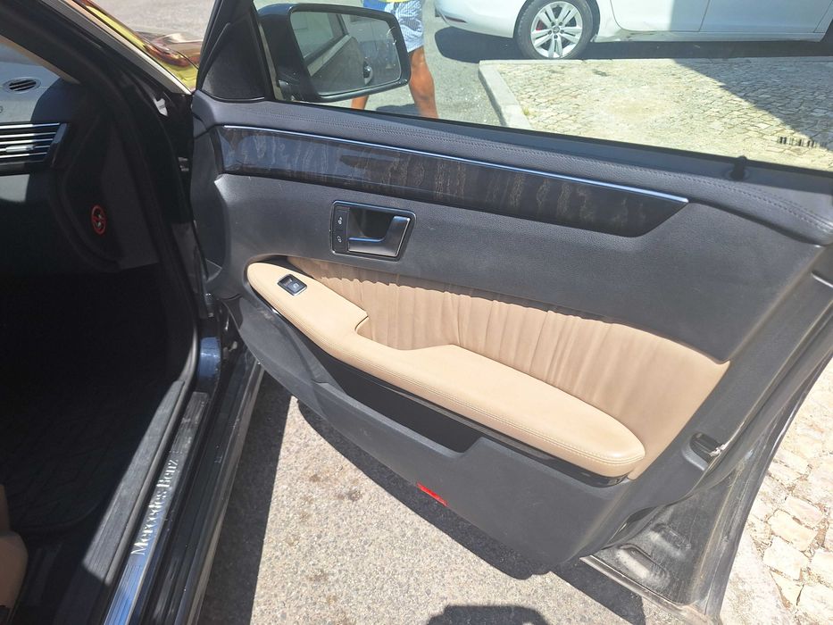 Mercedes-Benz E300 300 BlueTEC Hybrid Automáticol Full Extras