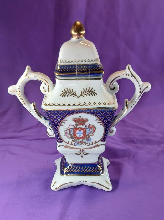 Jarra de porcelana