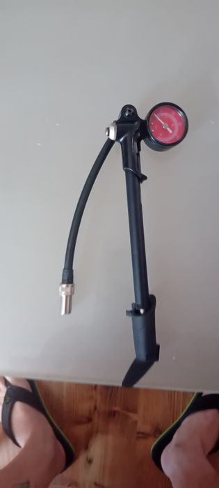 Pompka do amortyzatora Rock Shox