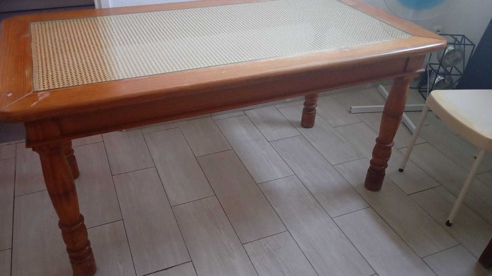 Mesa de Jantar a venda
