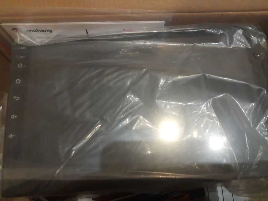 Андроид 9 дюймов 2/32 новая с AHD камерой