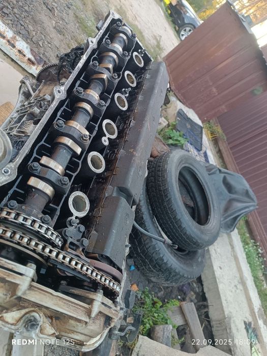 Двигун BMW M52B25TU по запчастинах ГБЦ блок ванос розпредвал E46 E39 E34 E36 двигатель мотор Бмв 2.5 бензин
