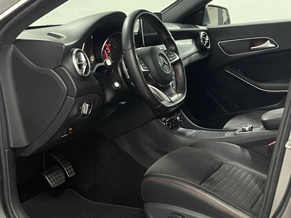 Mercedes-Benz CLA 180 Shooting Brake d 7G-DCT AMG Line