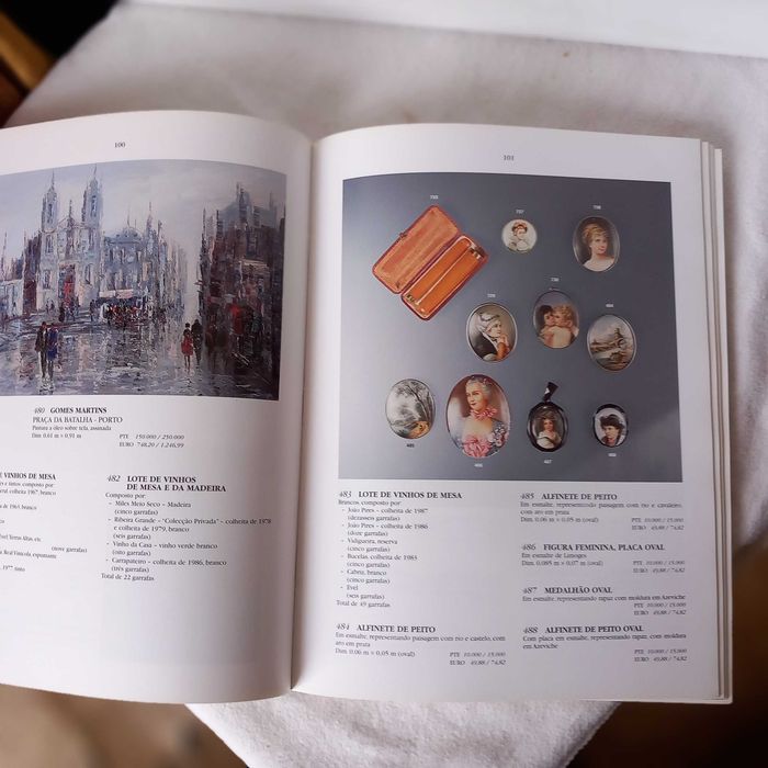 Livro antiguidades leilões Leiria e Nascimento,Lda