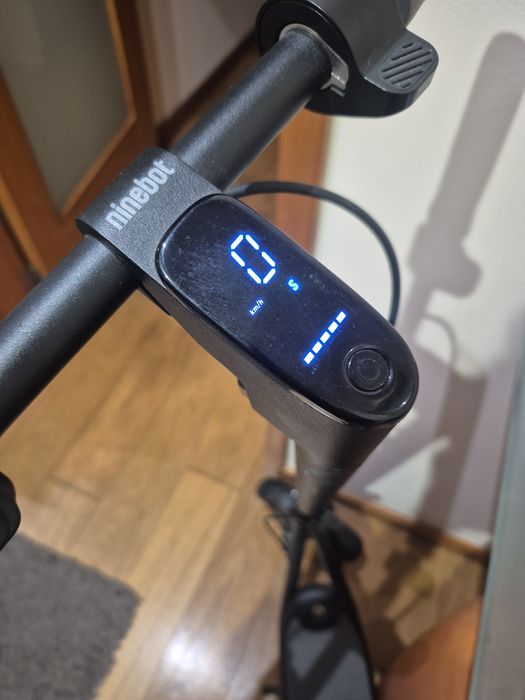 Trotinete Ninebot Kickscooter F25E II