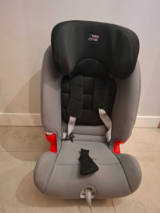 Fotelik samochodowy Britax Römer model Advansafix II