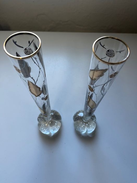 2 solitários pintados a ouro