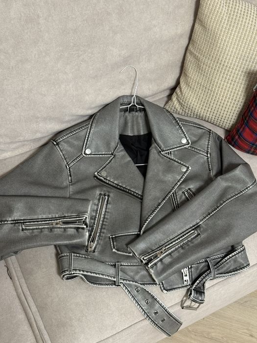 Вкорочена куртка з еко-шкіри, р. S-M