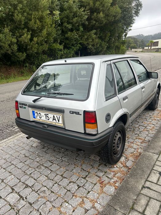 Opel Corsa Swing+ 1.2 i kat       MUITO BEM CONSERVADO