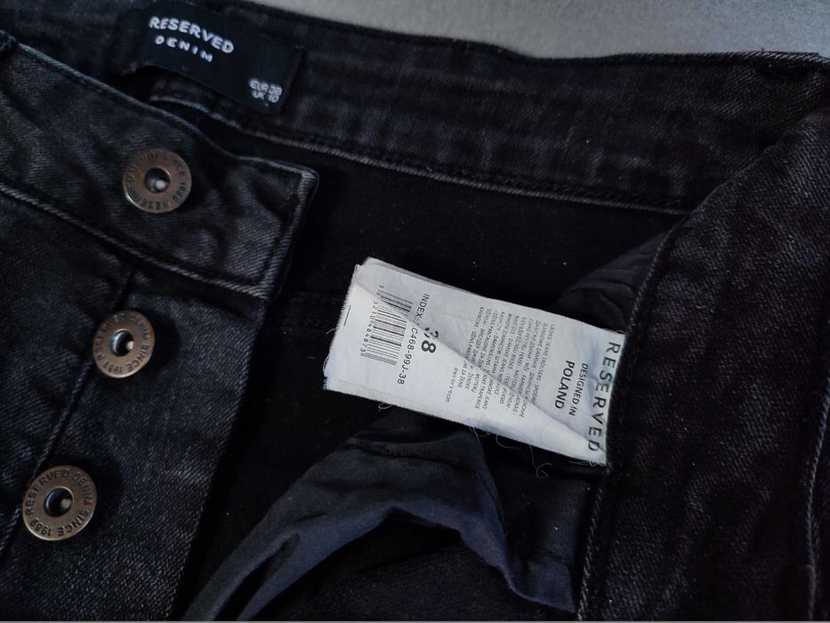 Джинсы женские RESERVED Denim, черные, размер 38 (ширина пояса 33 см)