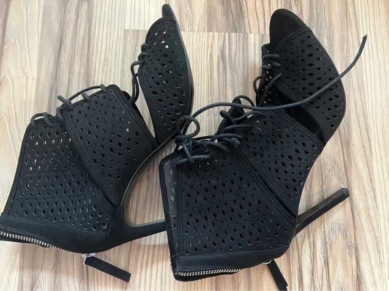 Botki zamszowe sandały czarne Zara 39