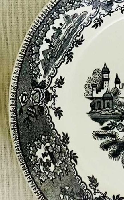Lote 12 Pratos Sobremesa Sacavém "Estátua" – Novos (Kit 2)