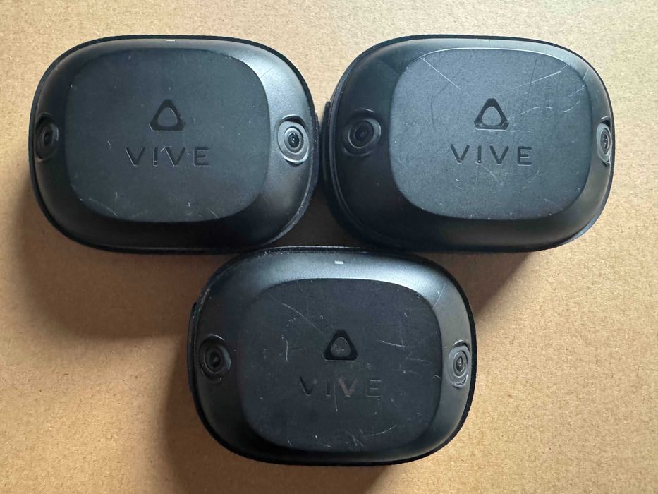 HTC VIVE Ultimate Tracker 3+1 Kit