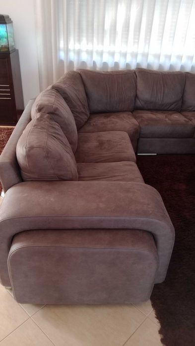 Sofá usado como novo