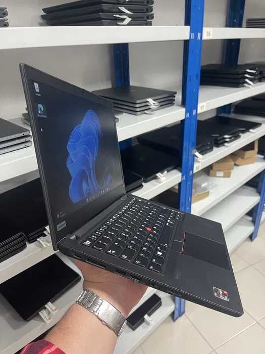 Lenovo ThinkPad T14 G1 i7 32GB 1TB SSD FHD Windows 11 | AmigoTech |