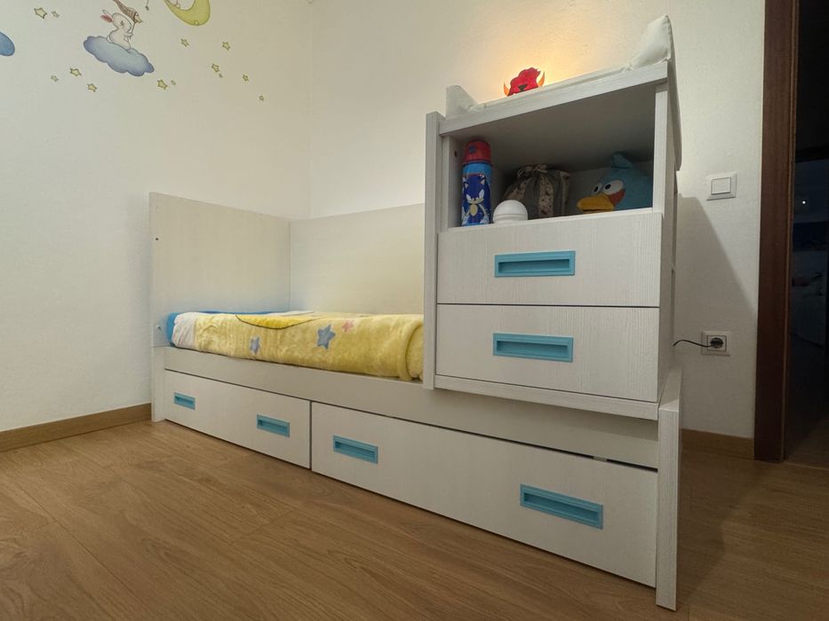 Cama de Bebé / criança