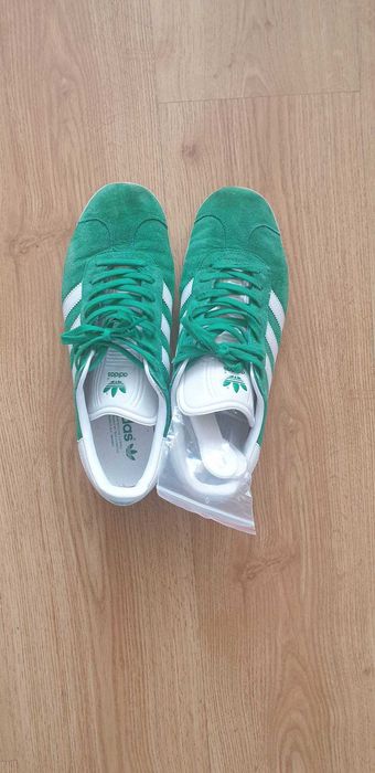 adidas gazelle silver green womens Adidas Tennis Shoe - Gazelle