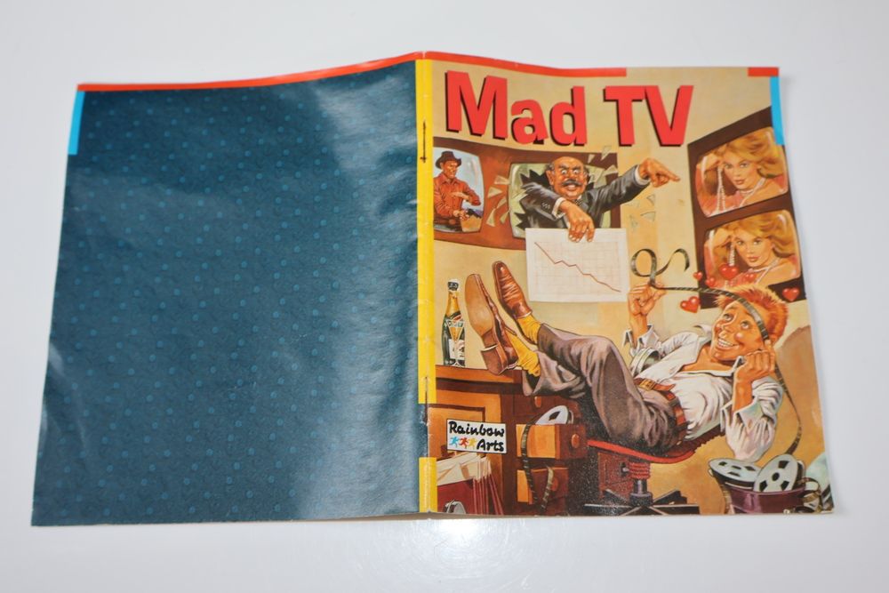 Gra Mad TV wydawca Rainbow Arts na Komputery Retro Commodore Amiga 500 600 1200 Atari ST IBM 2xDisc 3,5" 1991 Big Box Poster Komplet Stan Dobry Plus
