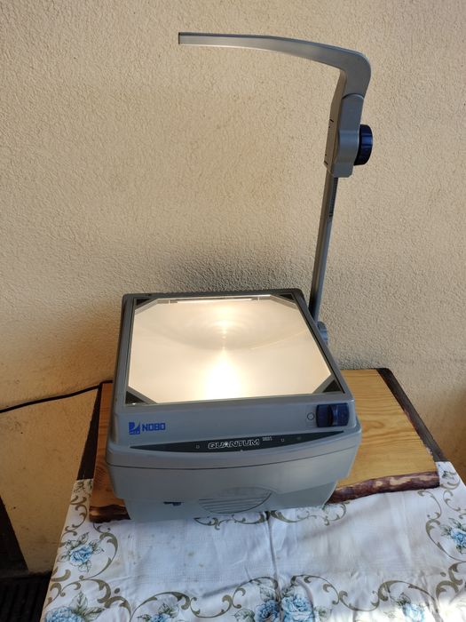 Retroprojetor Nobo Quantum 2521