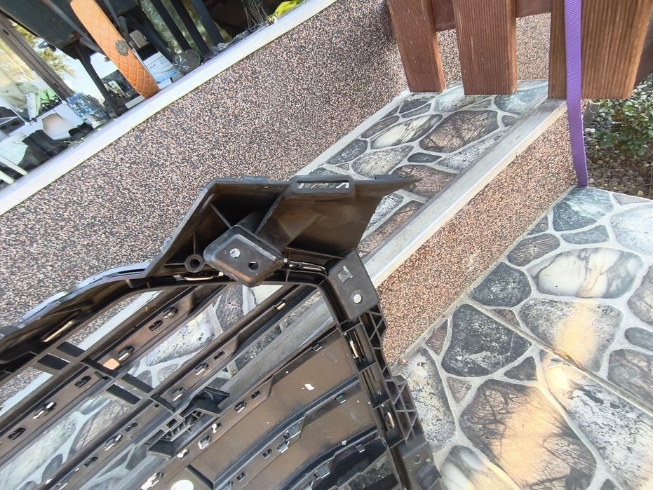 Przedni Grill z Audi S5
