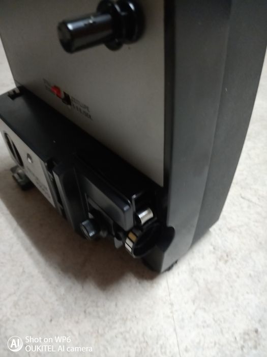 Projektor Super 8 Revuelux 3000 D. z Vario 15-25 F1-1,5