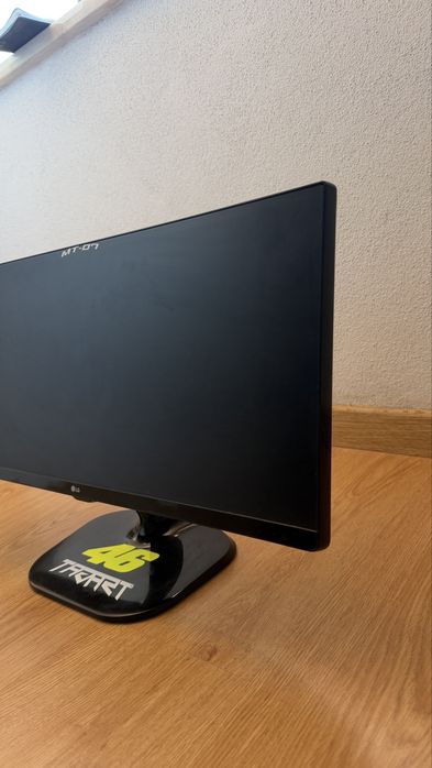 Monitor wide LG 25”
