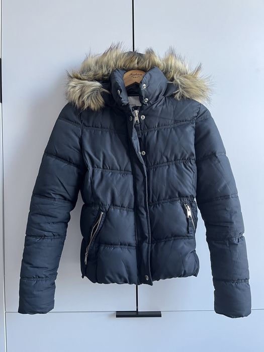 Зимова жіноча куртка Bershka XS