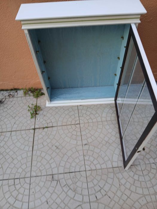 Movel de parede para miniaturas