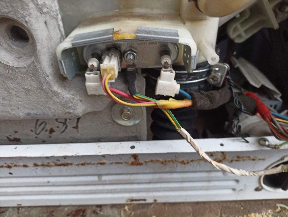 Машинка стиральная Запчастини Samsung Wf-f862 разобрана на запчасти