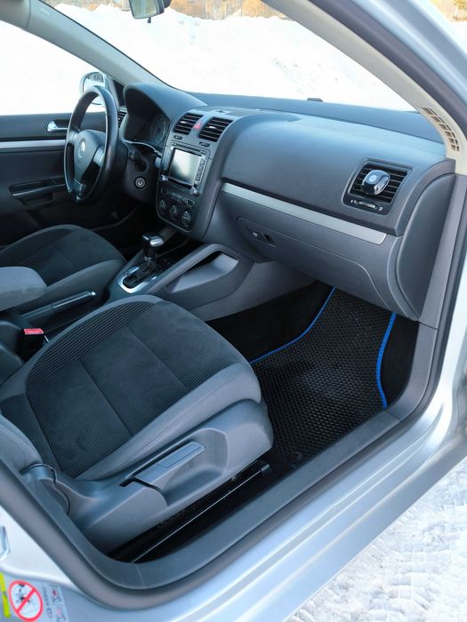 Volkswagen Golf 5 2.0 дизель, автомат