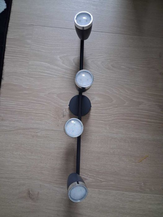 FOCO de teto com 4 projetores LED