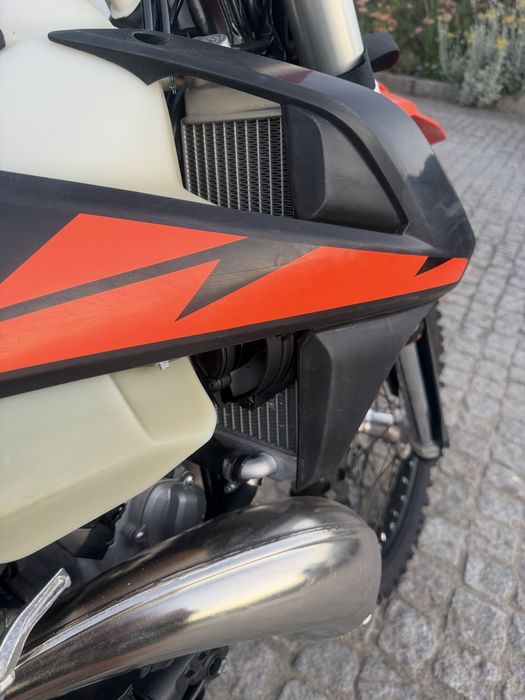 Ktm 250 tpi    50 horas