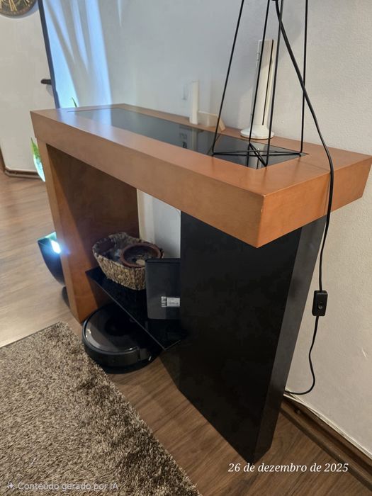 Aparador  madeira e vidros pre