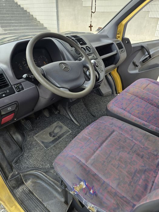 Mercedes-Benz Vito 110D