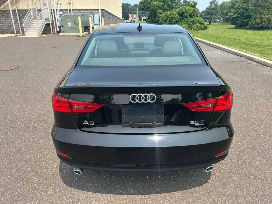 Audi A3 quattro Premium      2015