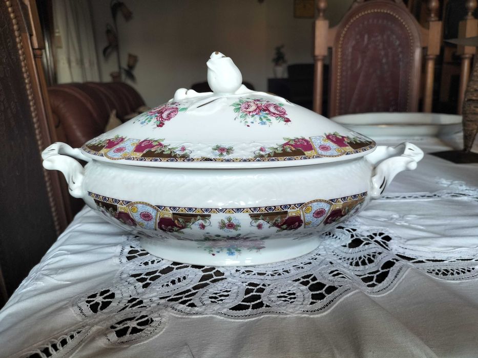 Terrina da consagrada marca Limoges