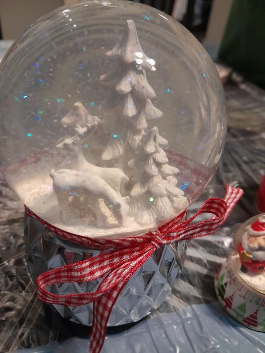 Kule śnieżne świąteczne z pozytywką 16cm 9 i 7cm mikołaj renifery