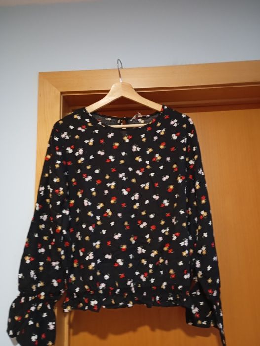 Blusa Clockhouse, C&A