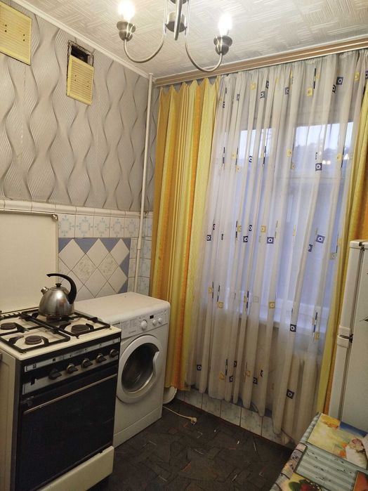 Продам 1к квартиру ТРК "УКРАїНА" - View 2