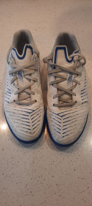 Chuteiras de  futebol salão kipsta Ginka