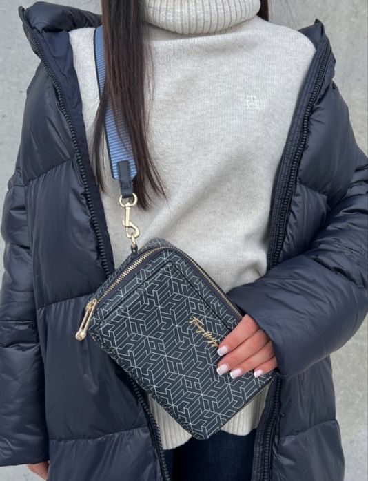 Сумка через плече Tommy Hilfiger