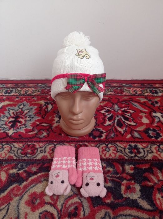 Шапка з рукавичками