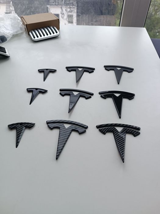 Значки тесла Tesla Model Y, model 3 model S на капот на багажник ляду