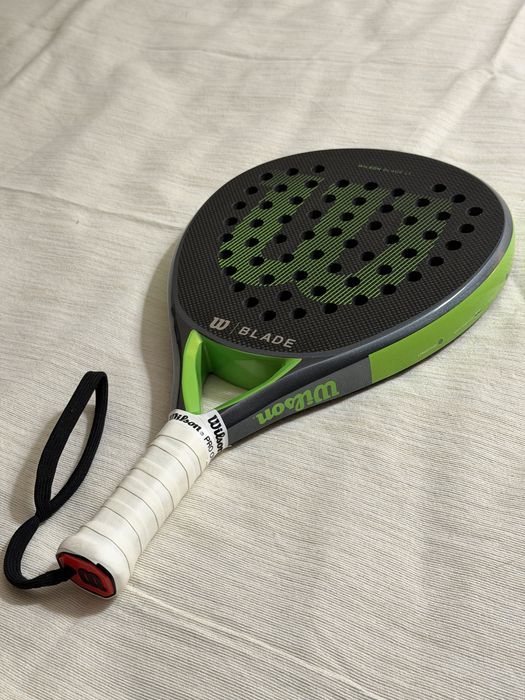 Wilson Blade LT V2 (355g) — Usada Apenas 1 Vez (Como Nova)