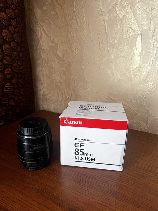 Об'єктив Canon EF 85mm f/1.8 USM (читати опис)