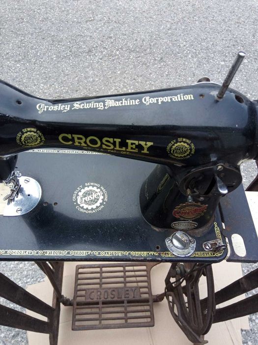 Máquina Costura CROSLEY 1954