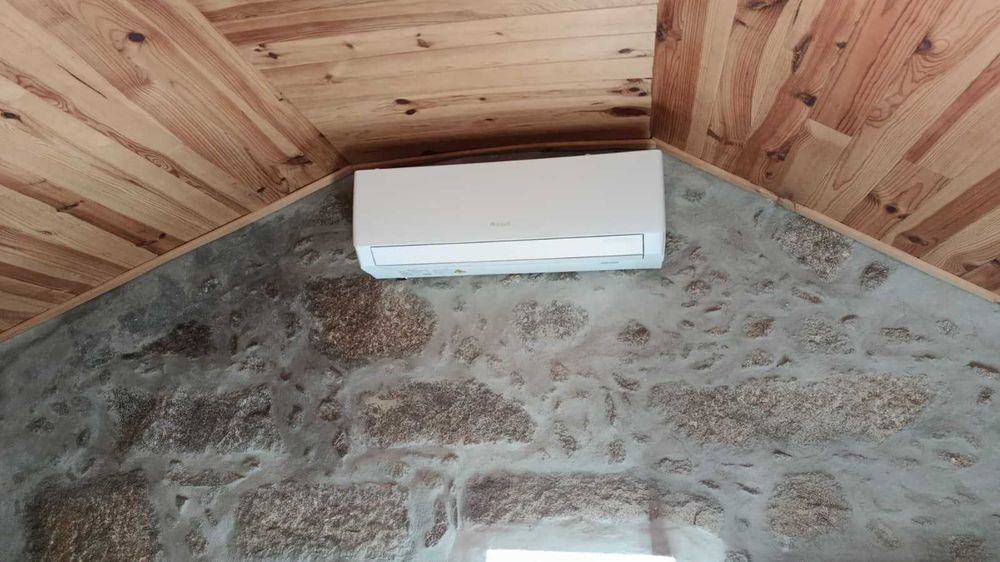 AR CONDICIONADO, Fornecimento, Instalação e Manutenção.